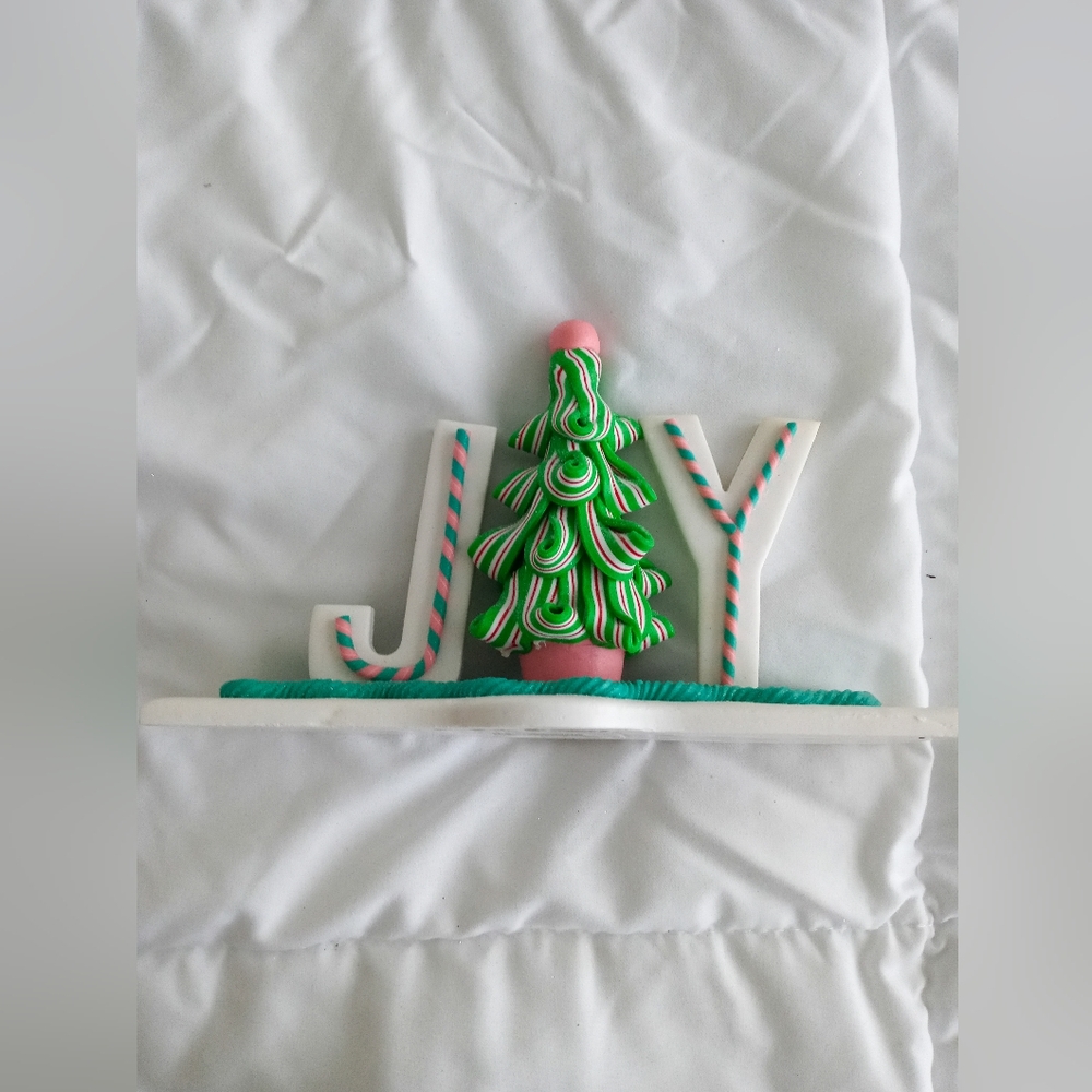 Ashland Christmas Tabletop Decor